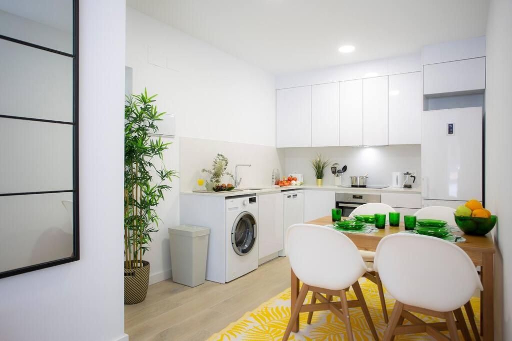 Ferienwohnung Elegante Apartamento Cerca De La Playa Valencia Exterior foto
